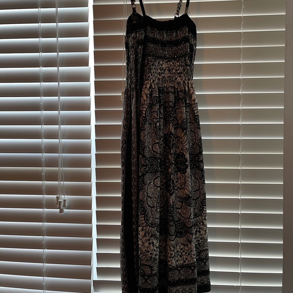Black and white stretch top dress.